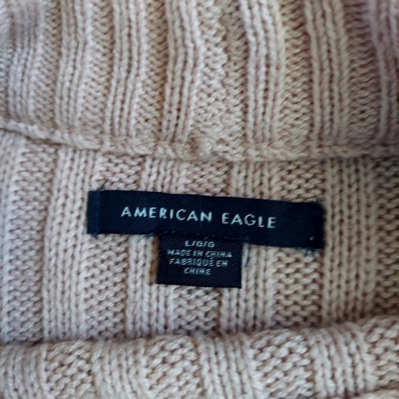 AEO Cropped Crew Neck Knit Sweater - Picture 12 of 13